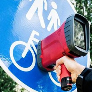 Vertikalna signalizacija
